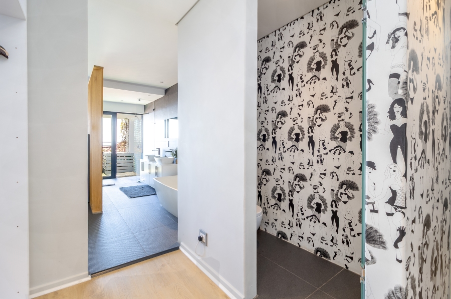 To Let 3 Bedroom Property for Rent in Green Point Western Cape